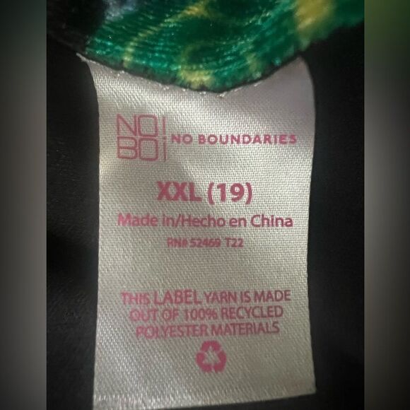 No Boundaries velvet jumpsuit cat Holiday graphic Christmas Party cozy wacky - Picture 4 of 7